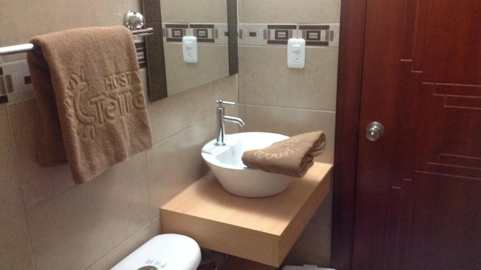 Hostal Terra 1 - Andalucia Quito
